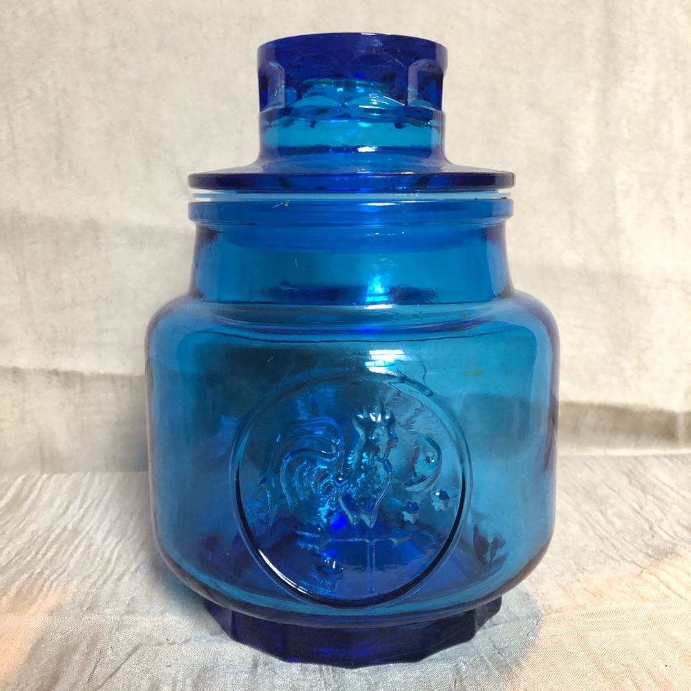 Cobalt blue glass Wheaton NJ rare lidded jar